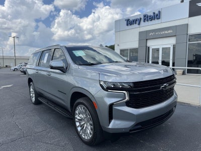 2023 Chevrolet Suburban RST