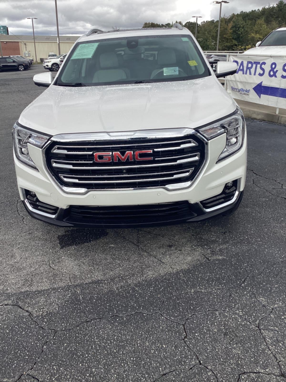 2024 GMC Terrain SLT