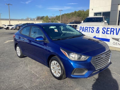 2022 Hyundai Accent SE