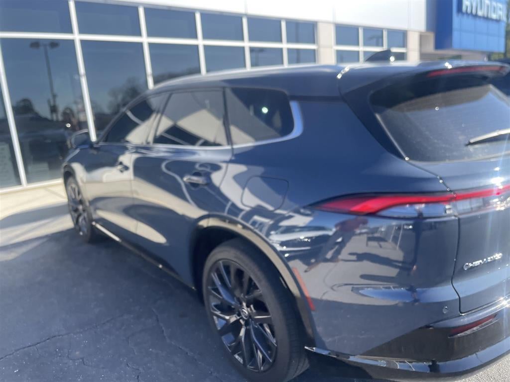 2025 Toyota Crown Signia Limited