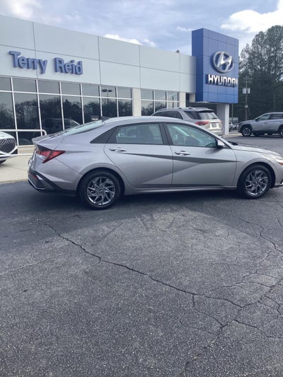 2024 Hyundai Elantra SEL
