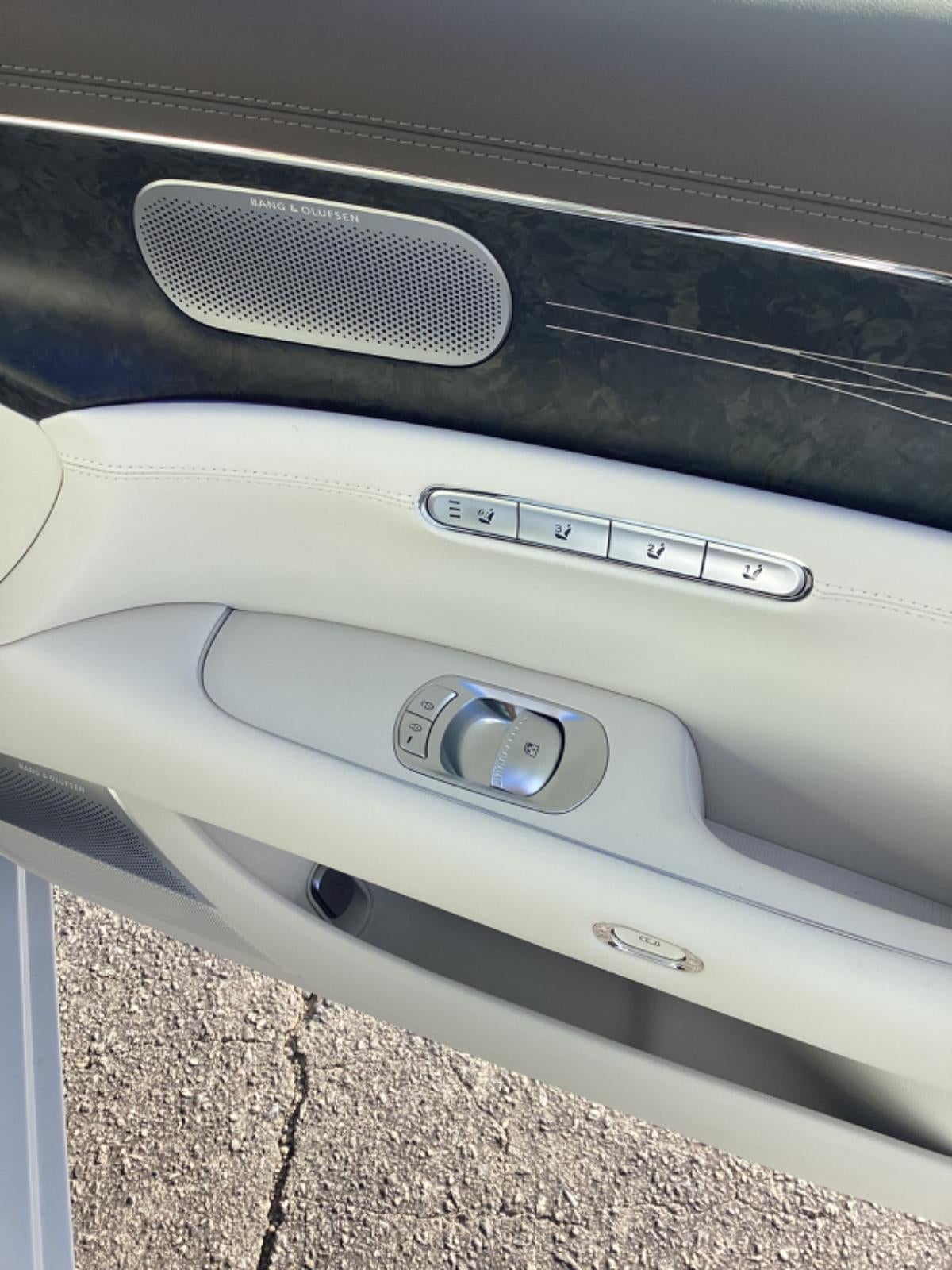 2026 Genesis G90 e-SC