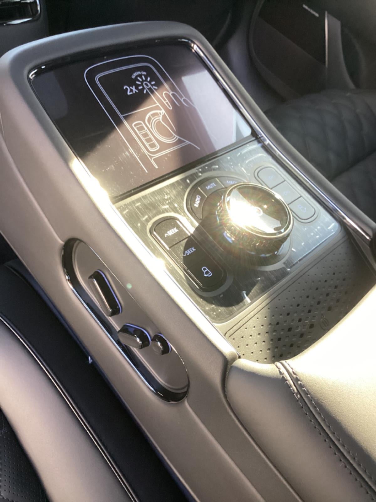 2026 Genesis G90 e-SC Prestige Black