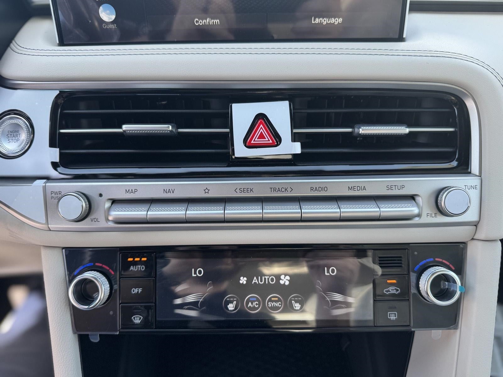 2026 Genesis G70 2.5T Standard