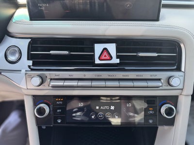 2026 Genesis G70 2.5T Standard