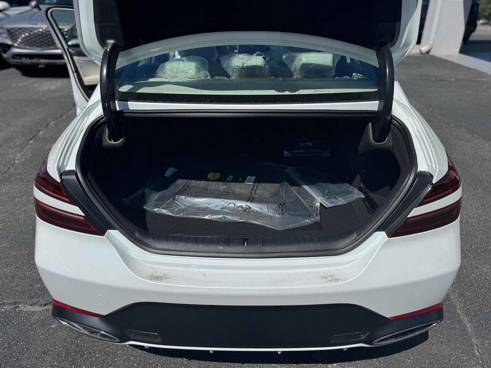 2026 Genesis G70 2.5T Standard