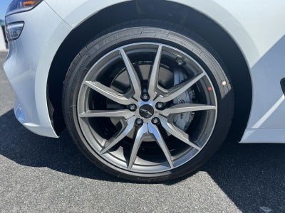 2026 Genesis G70 2.5T Standard