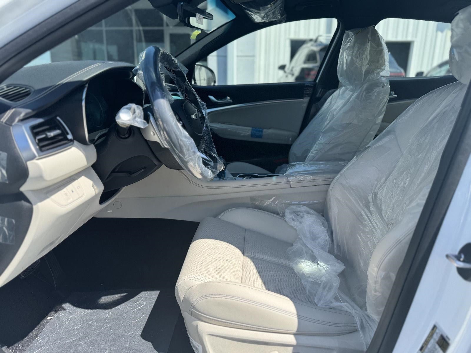 2026 Genesis G70 2.5T Standard