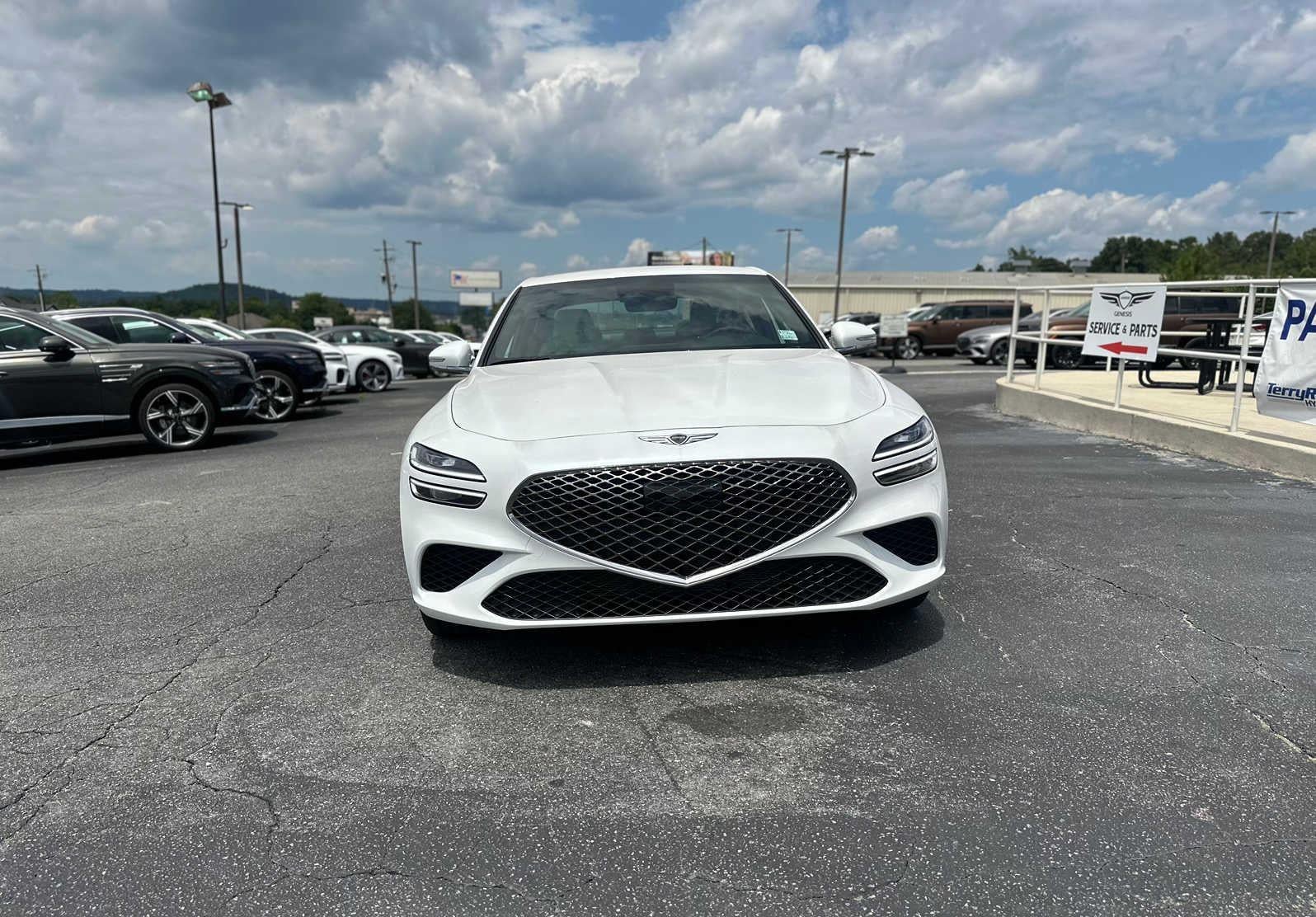 2025 Genesis G70 2.5T